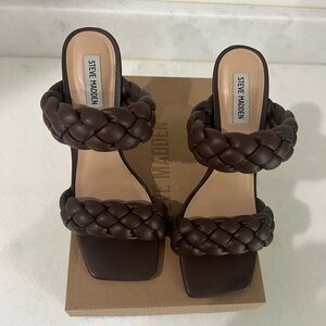 Steve Madden Kenley, Size 10.